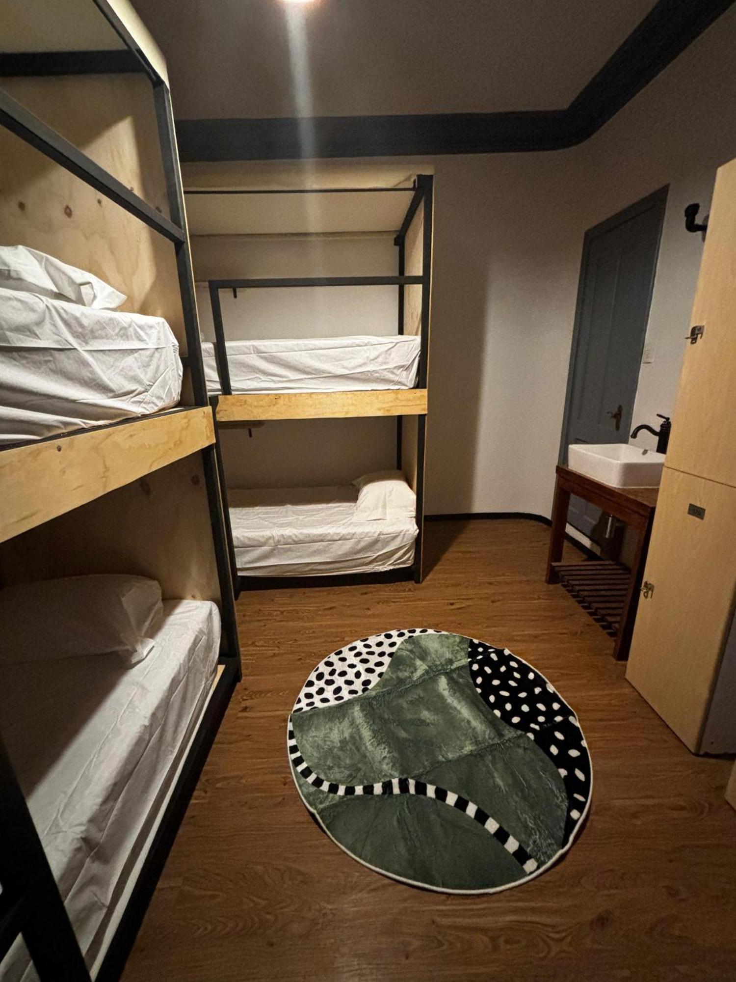 Casa Columpio Hostel เม็กซิโกซิตี้ ภายนอก รูปภาพ